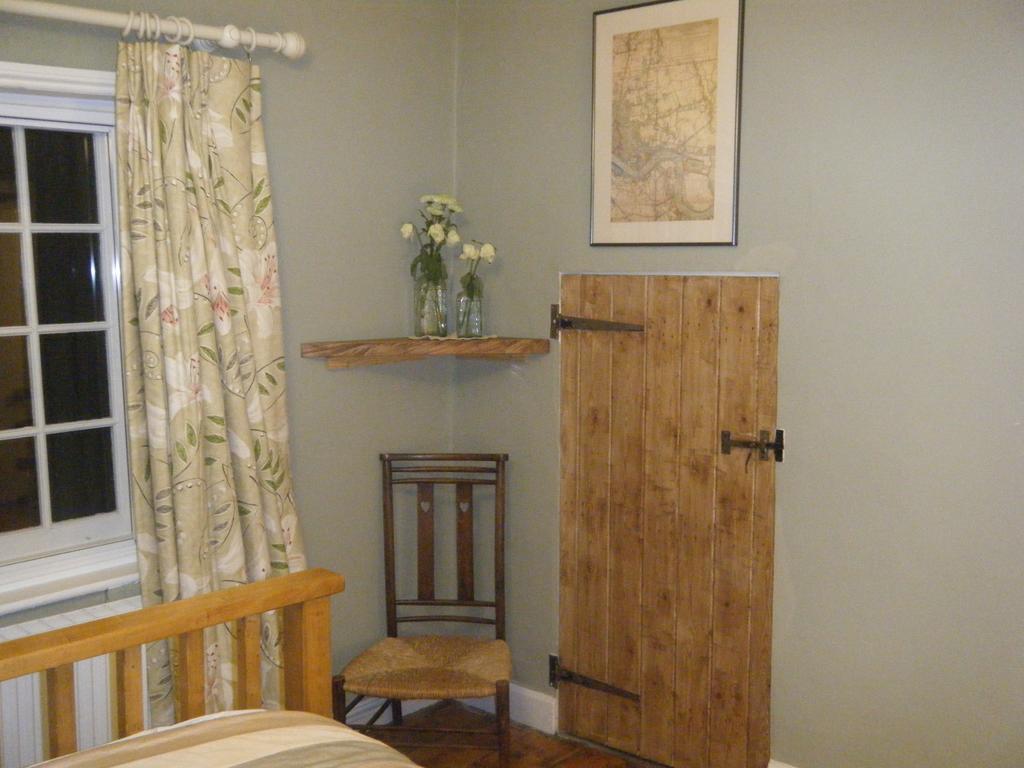 Leggatts Farm Bed & Breakfast Debden Exterior foto